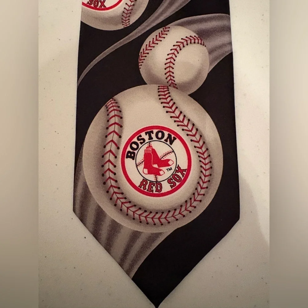 Boston Red Sox Curve Ball neck tie Ralph Marlin vintage EUC